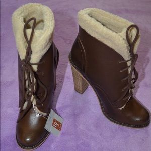 Brand New Zara Trafa Brown Ankle Boots